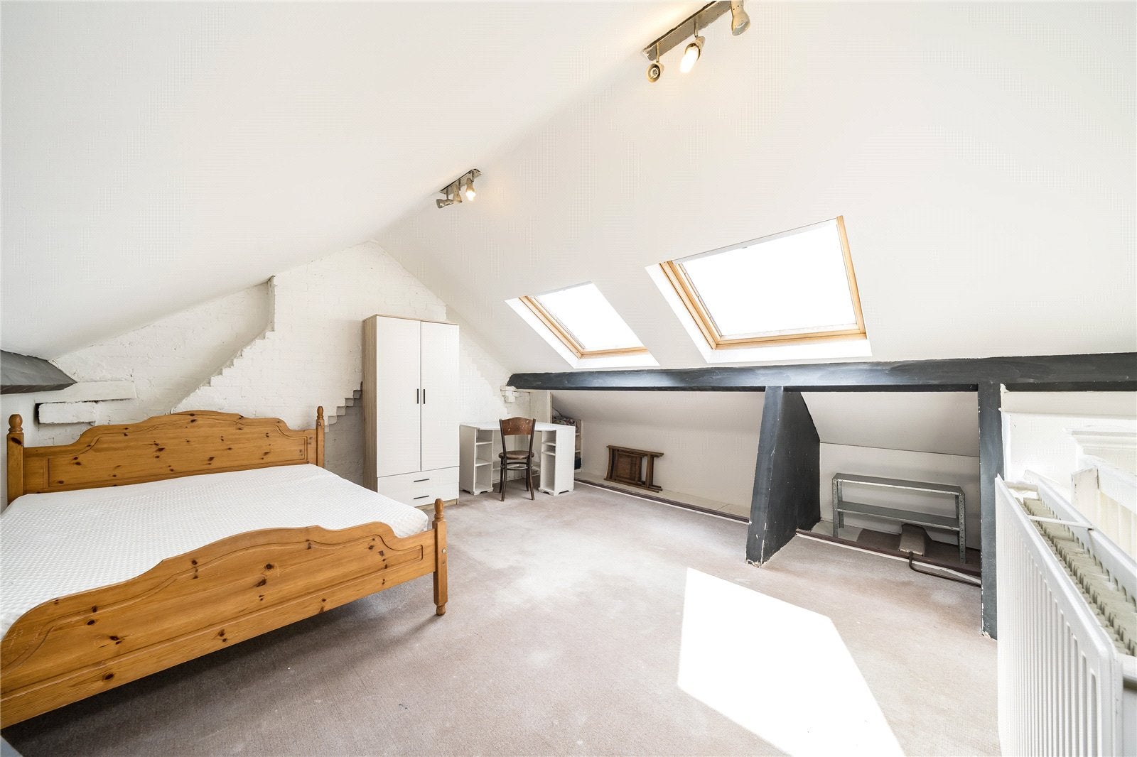 Flat Cleveland Park Crescent in Greater London
