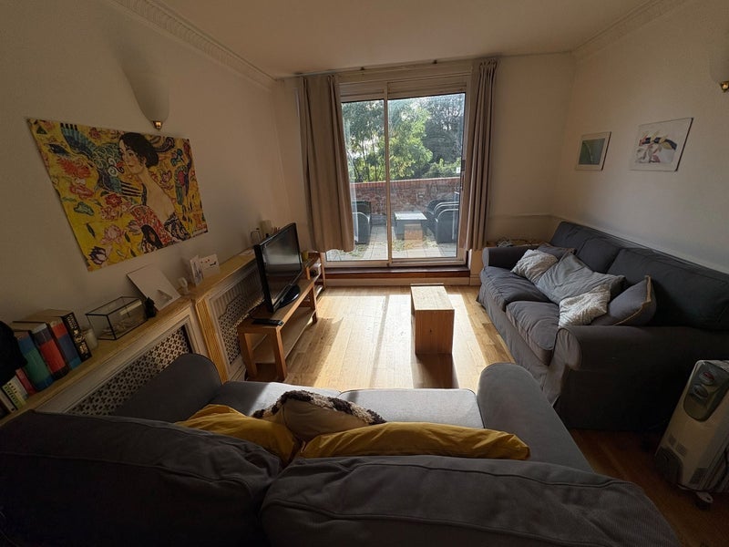 Room Murfett Close in Greater London