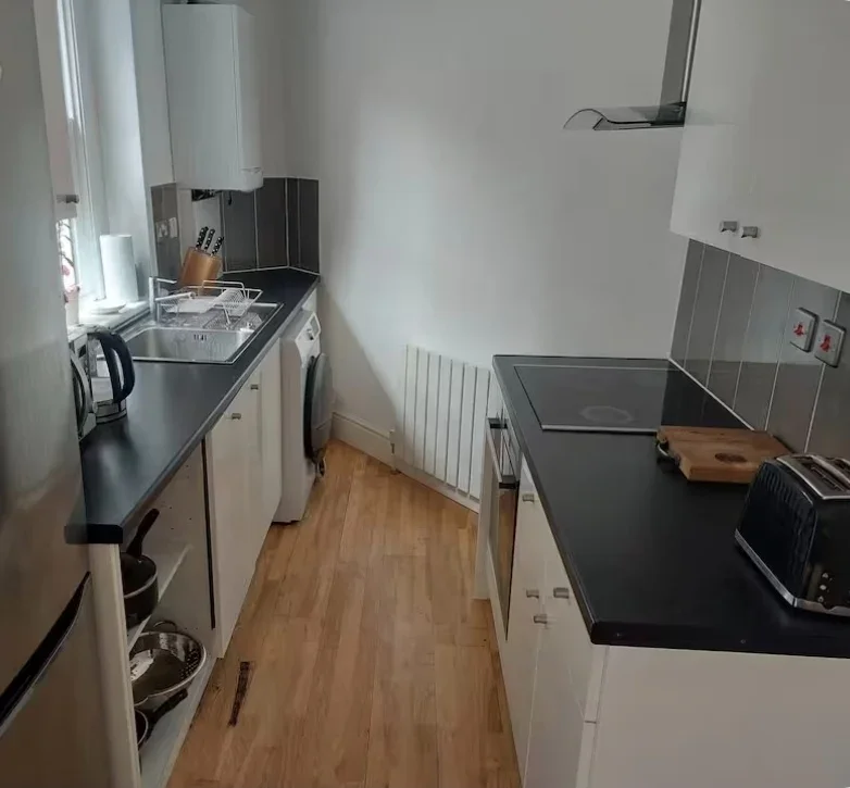 Flat Sullivan Road in Greater London