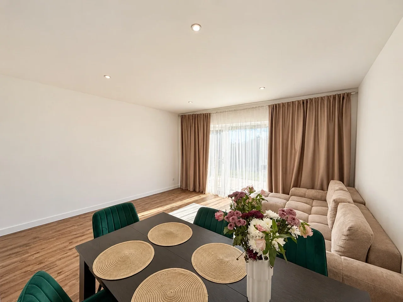 House Ager Avenue in Greater London