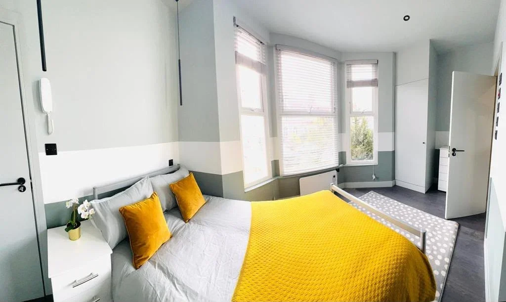 Room Arngask Road in Greater London