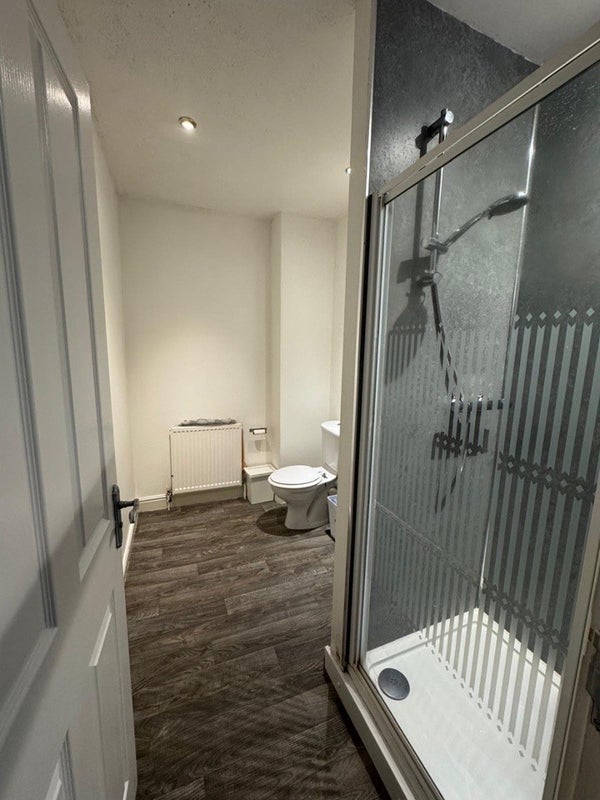Room Colwick Road in Nottingham