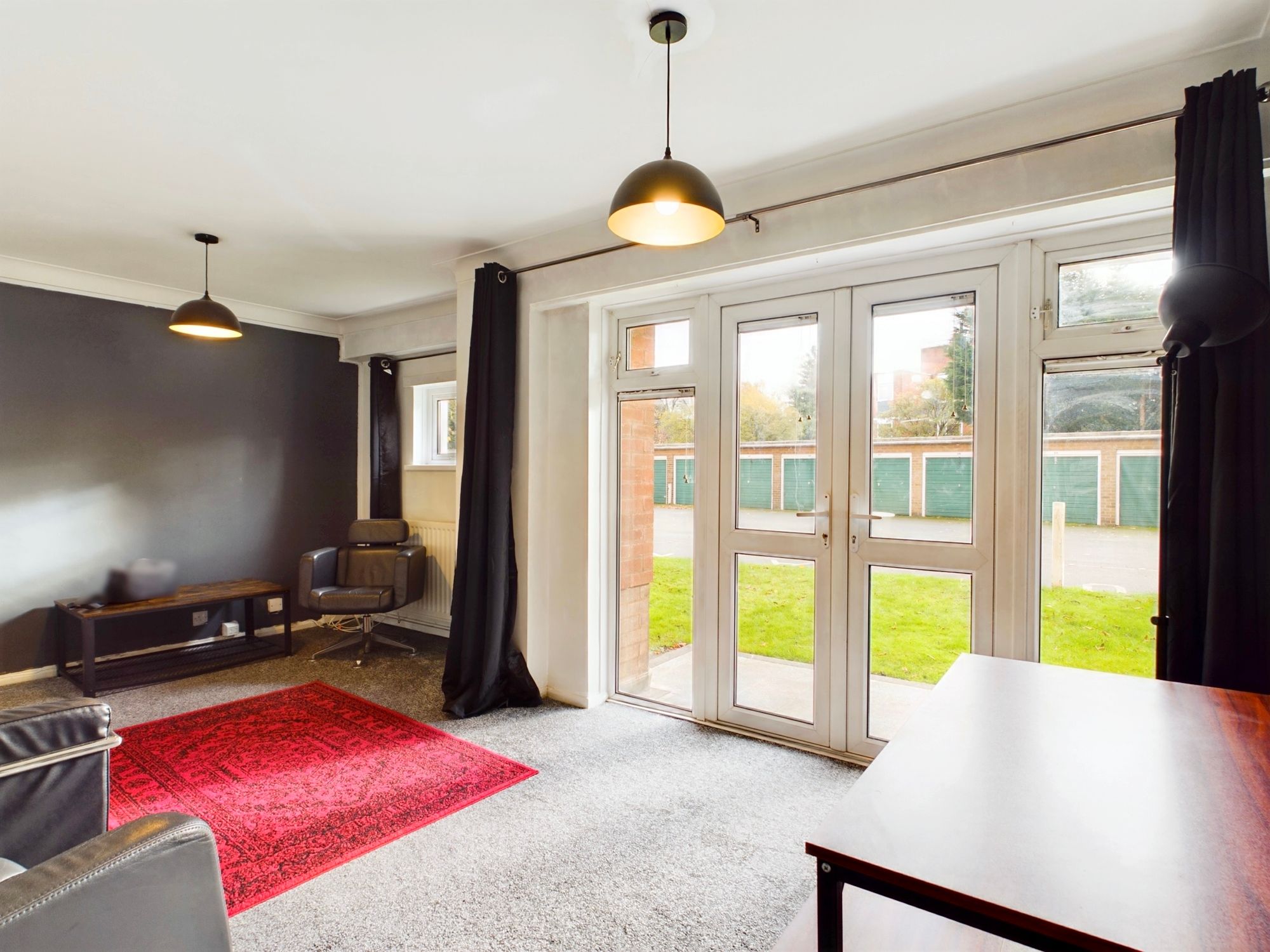 Flat Melville Road in Birmingham