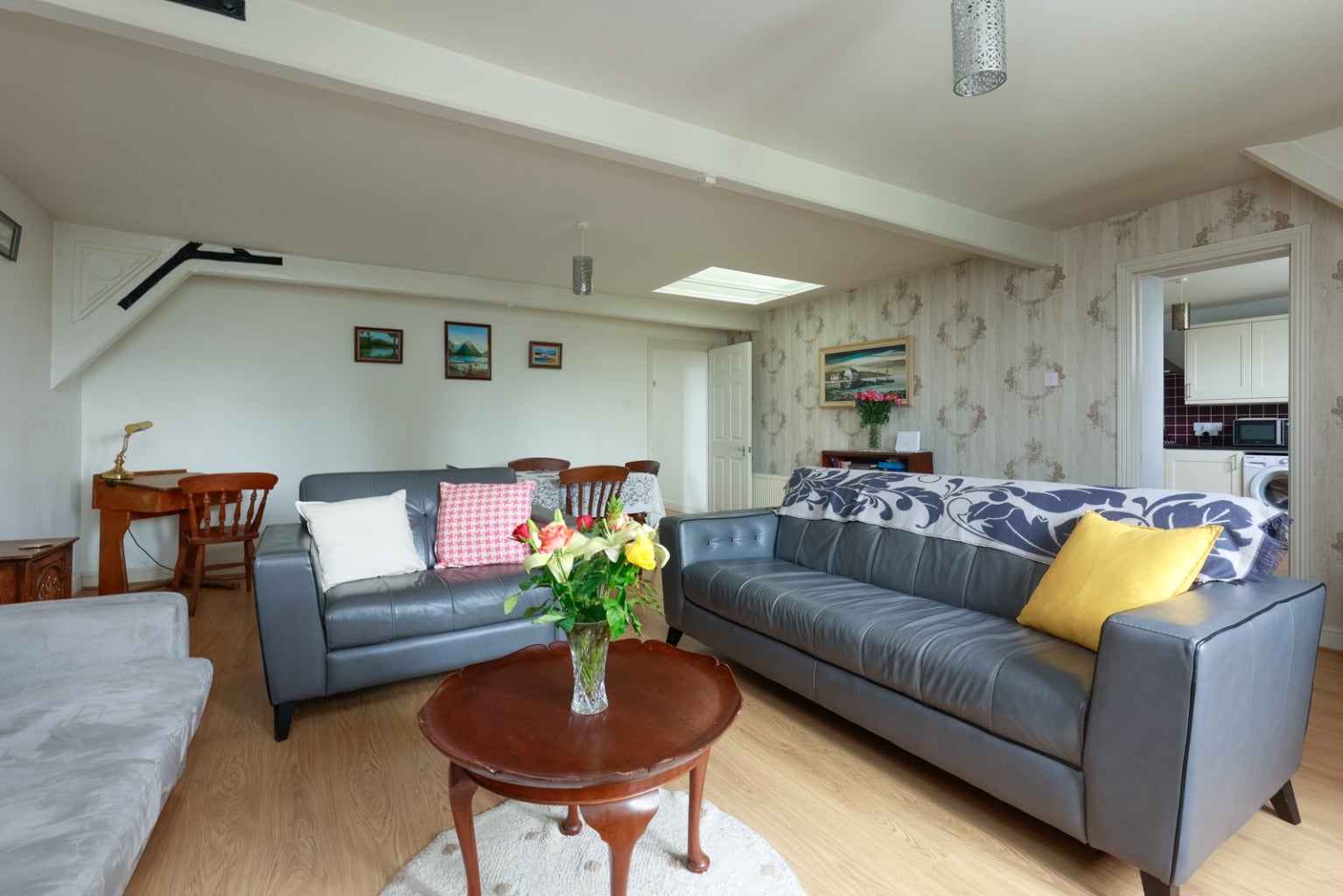 Flat Lower Chapel Court in South Horrington