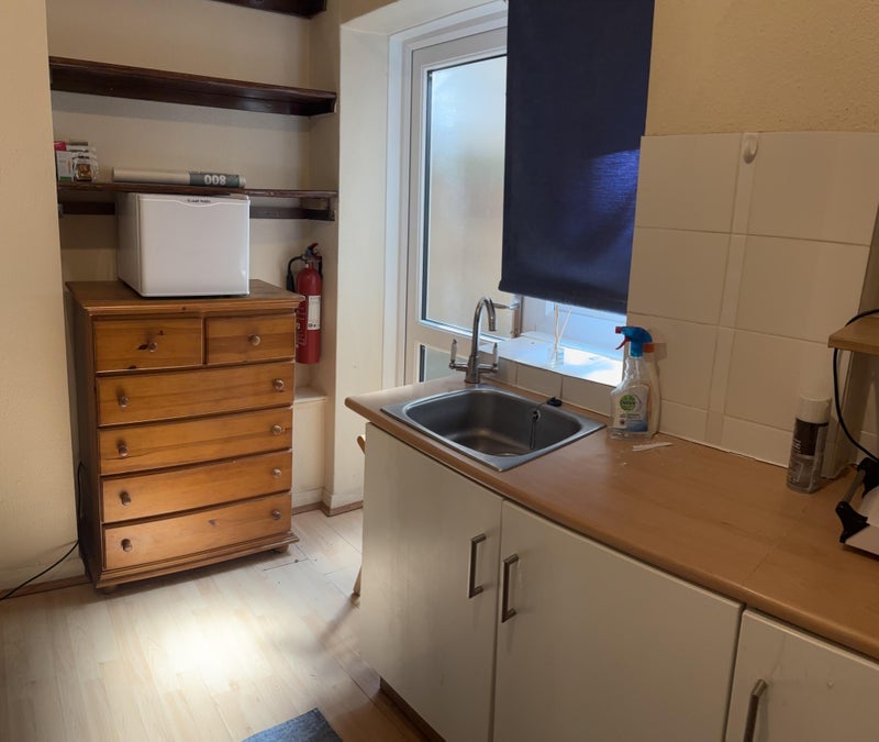 Room Rutland Park in Greater London