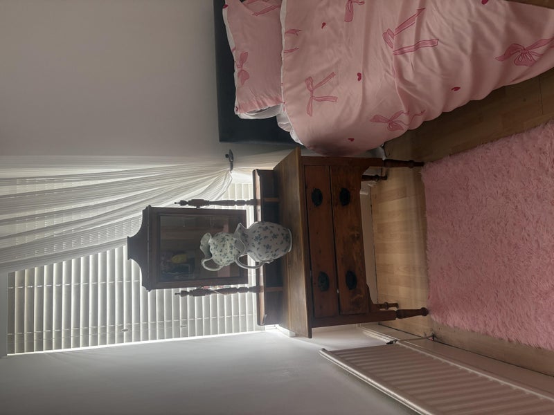 Room Wern Road in Tonypandy