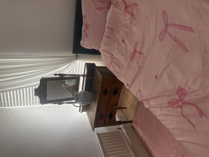 Room Wern Road in Tonypandy