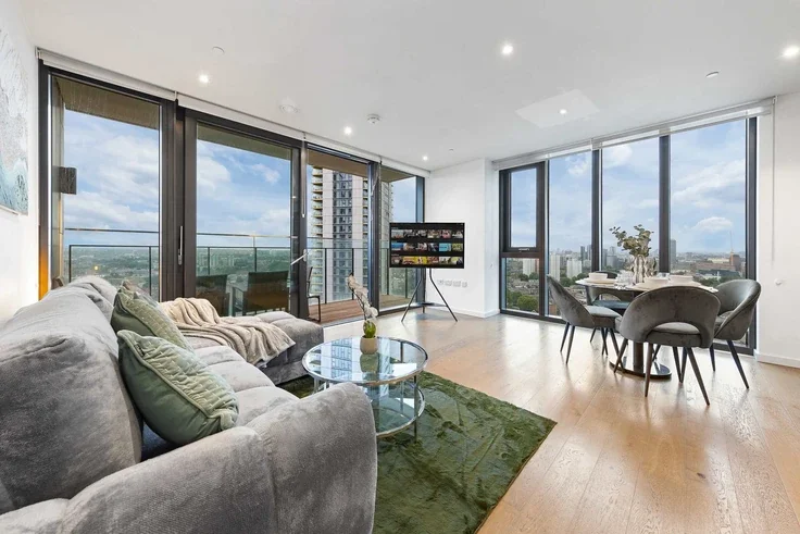 Flat St. Gabriel Walk in Greater London
