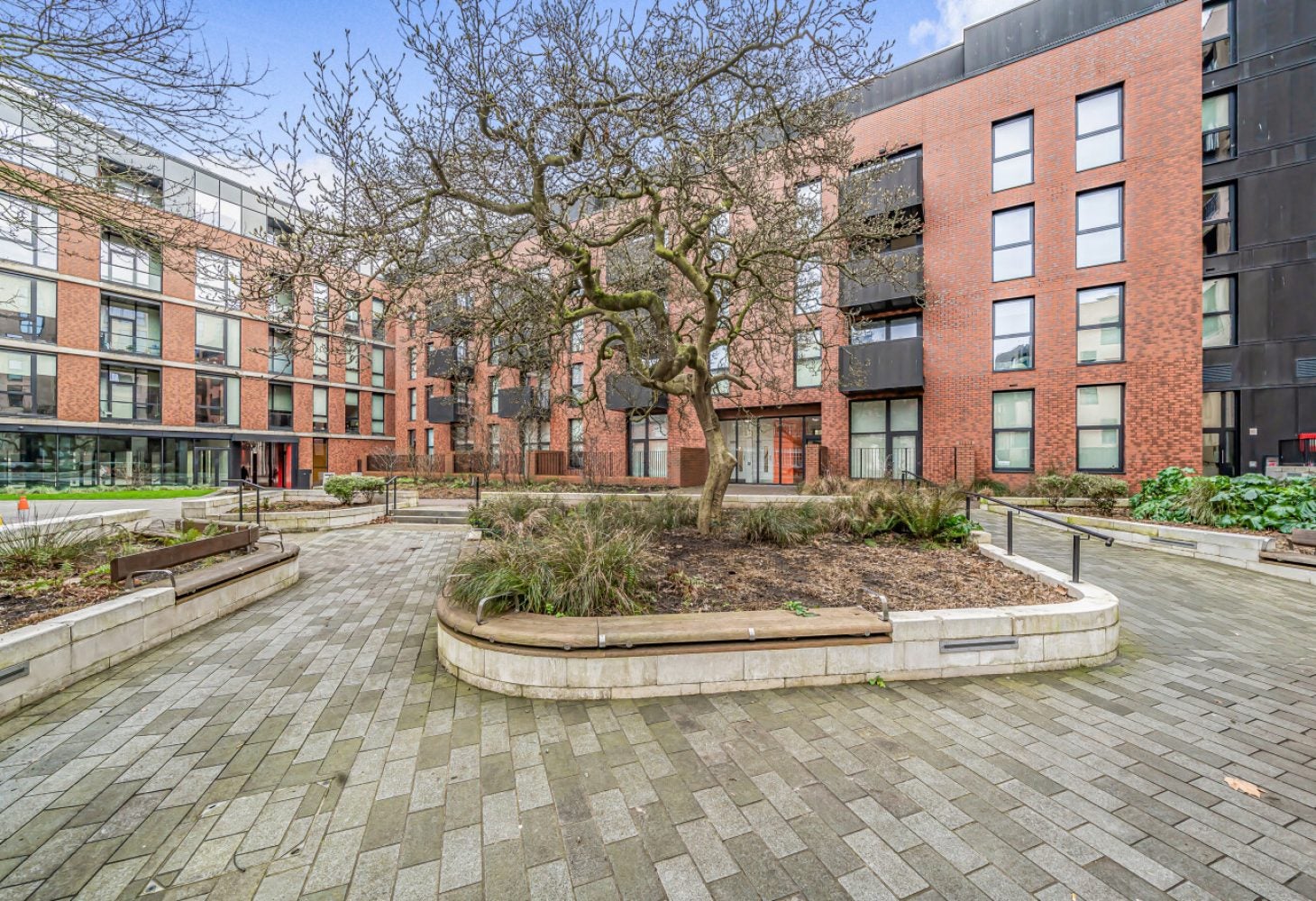 Flat Nichols Court in Chelmsford