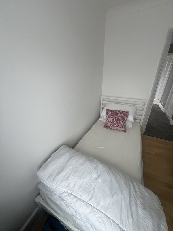 Room Mornington Crescent in Greater London