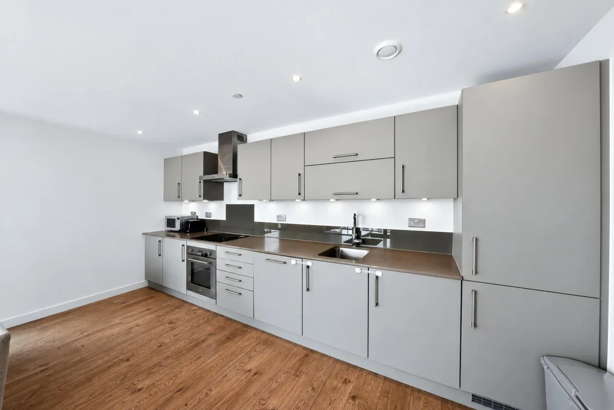 Flat Rotherhithe New Road in Greater London