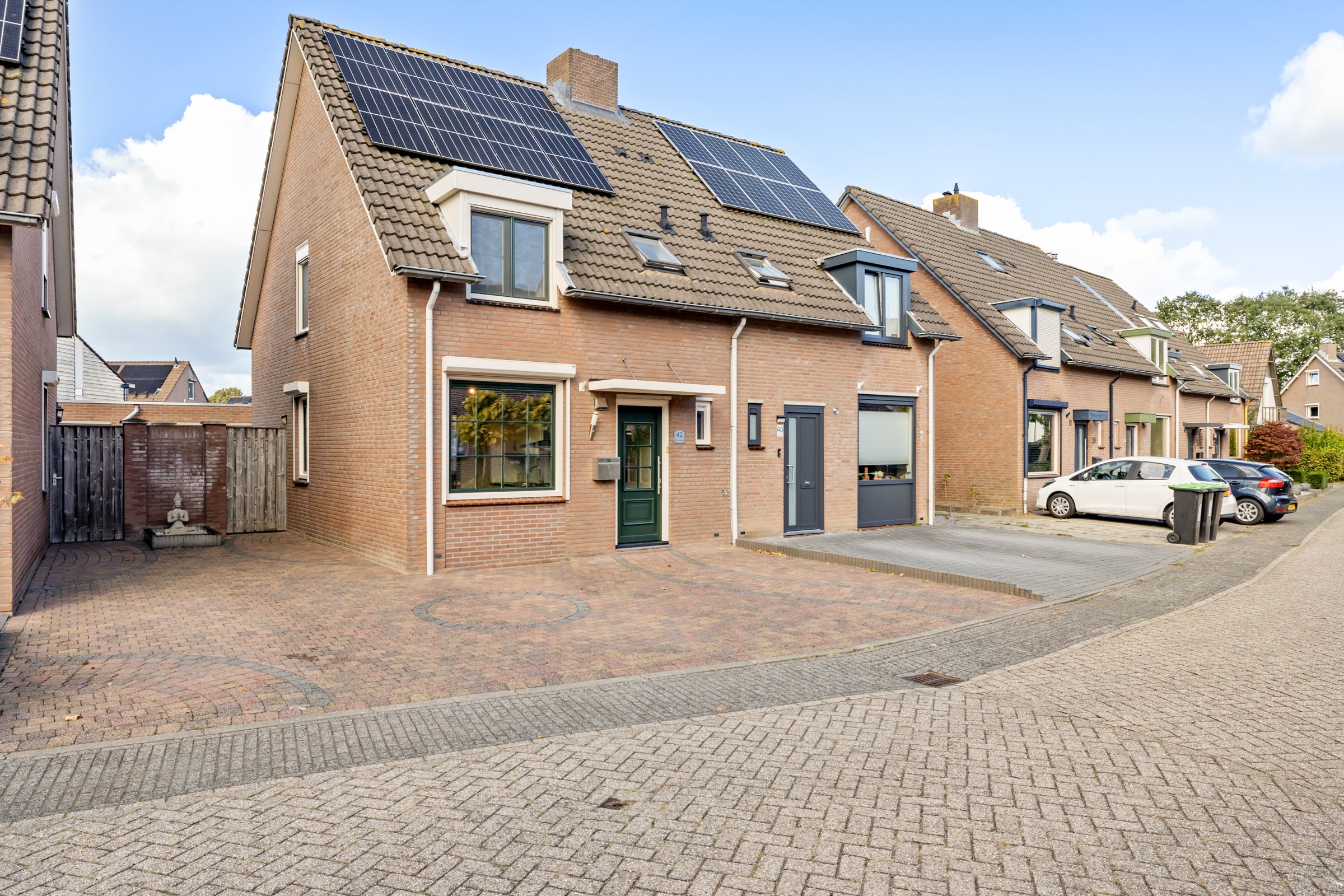 Huis Loddersweer 42 in Raamsdonksveer