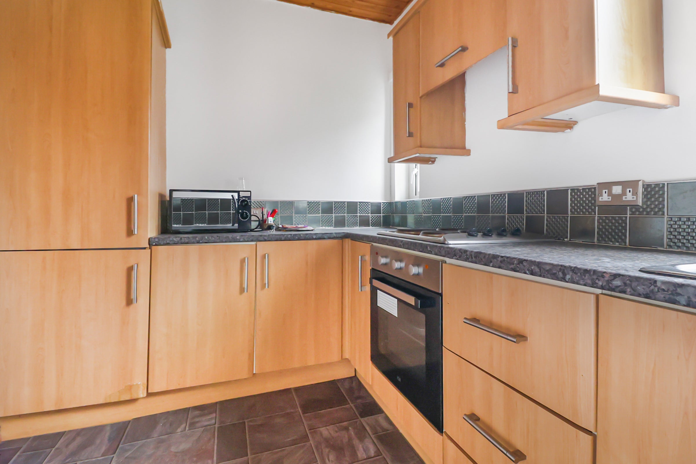 Flat Faskine Avenue in Calderbank