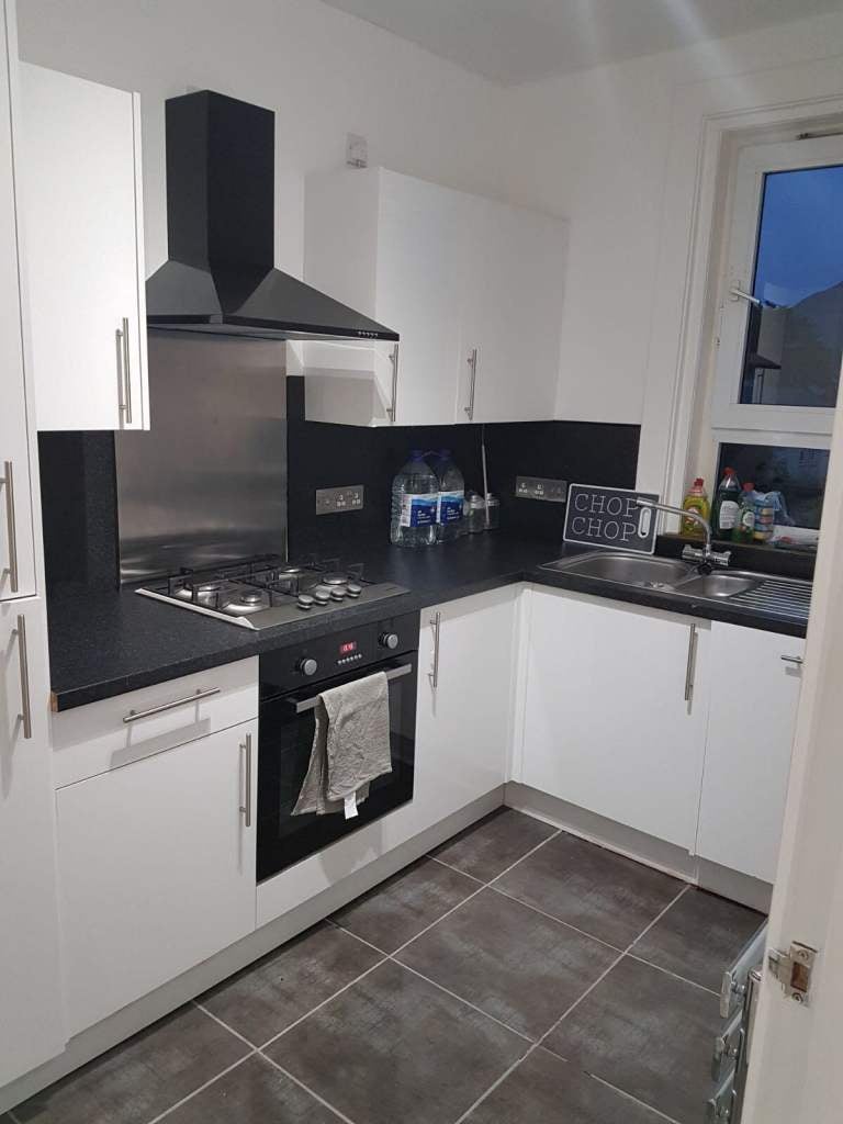 Flat Prestonfield Road in City of Edinburgh