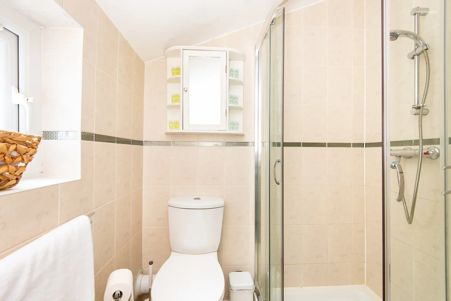 Room Lower Boston Road in Greater London