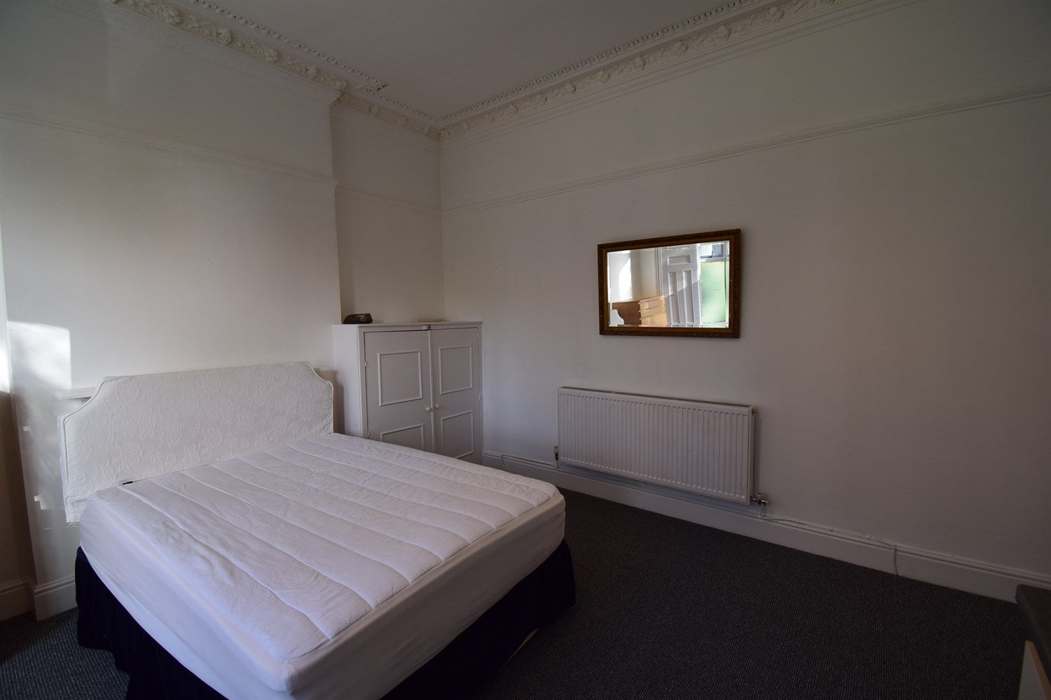 Room Howard Gardens in Cardiff