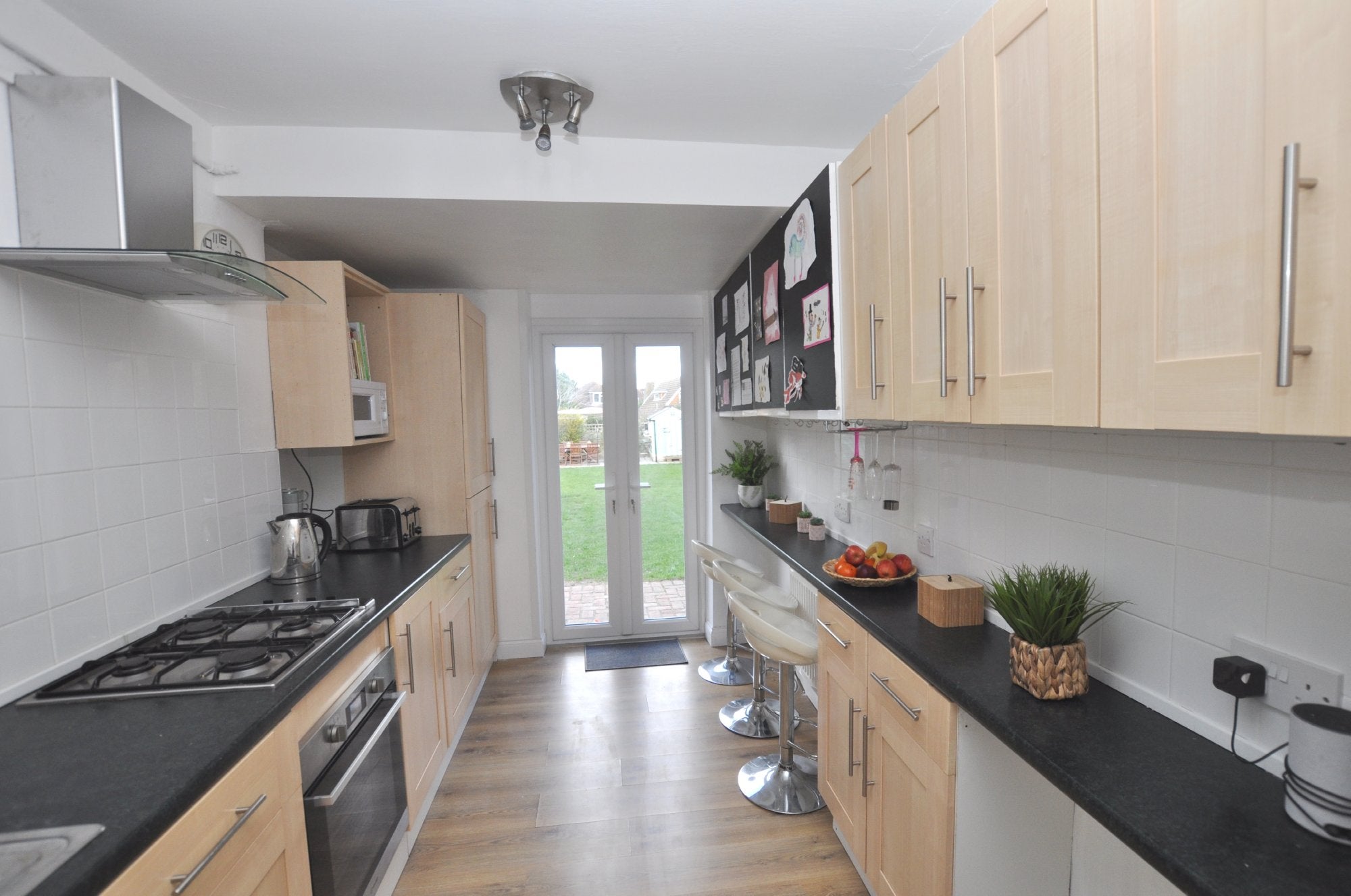 House Bridgehill Close in Guildford