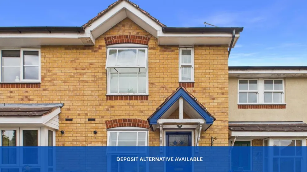 House Attlee Close in Harborough