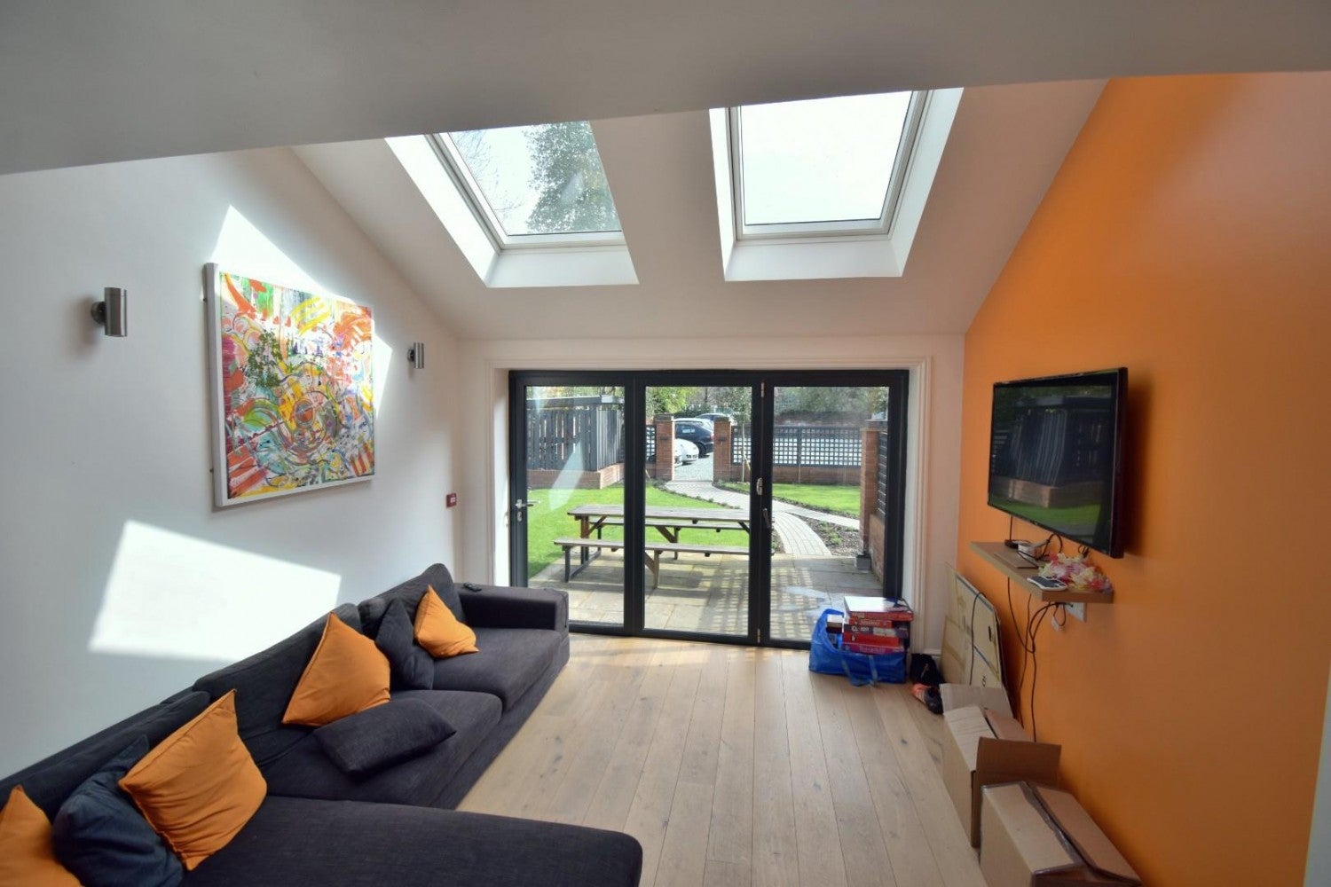 Flat Bulmershe Road in Reading