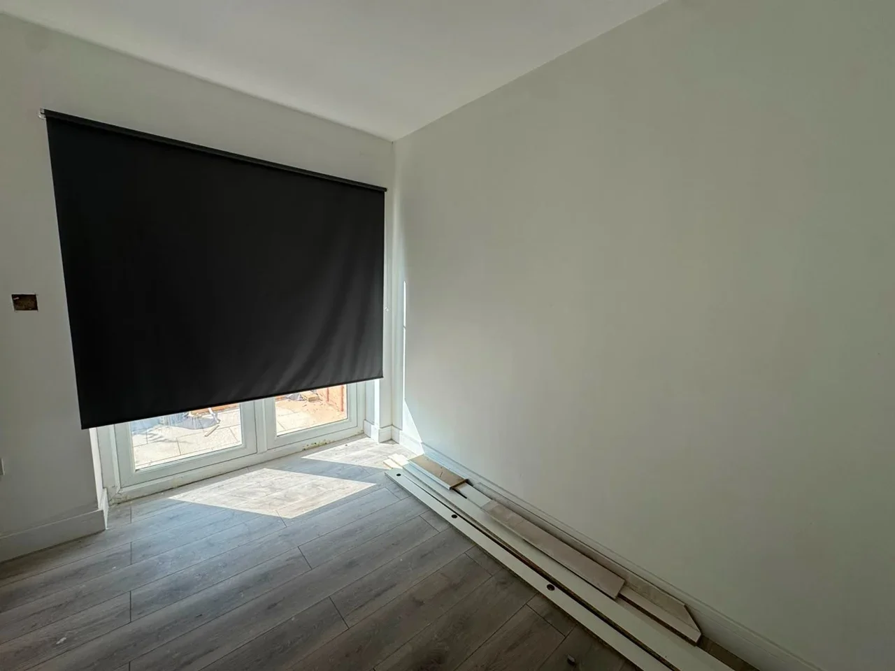 House Dorset Waye in Greater London