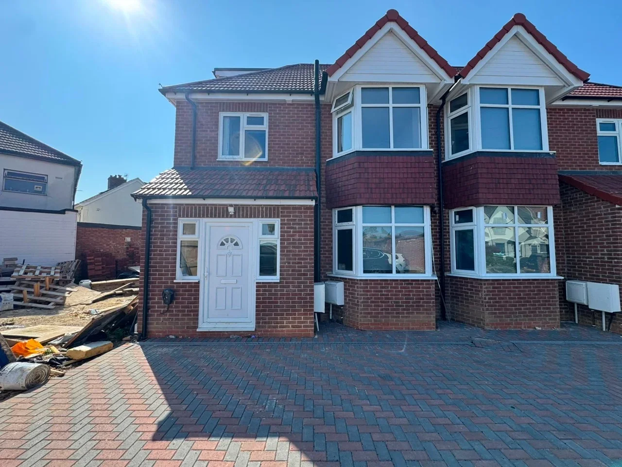 House Dorset Waye in Greater London