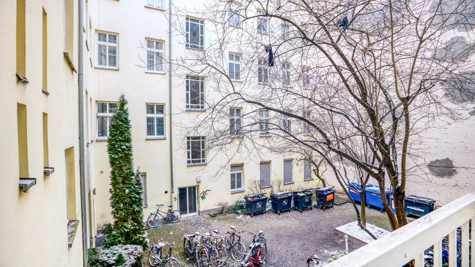 Wohnung Dunckerstraße in Berlin