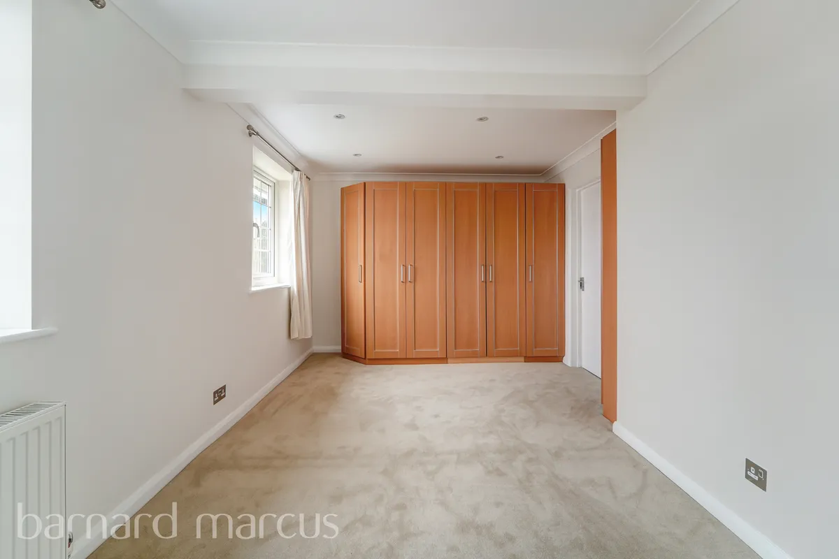 House Spencer Close in Epsom and Ewell