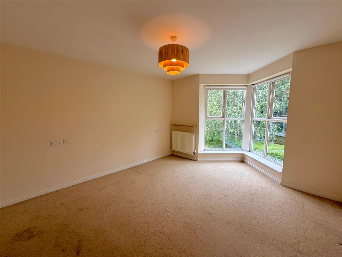 Flat Robertson Road in Dacorum