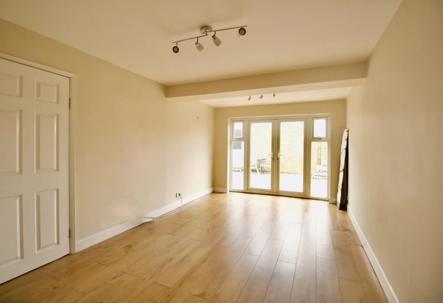 House Lintlaw Close in Leicester