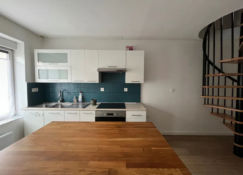 Flat Rue Paul Doucet in Château-Thierry