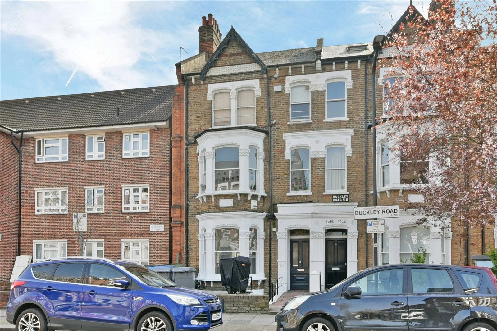 Flat Buckley Road in Greater London