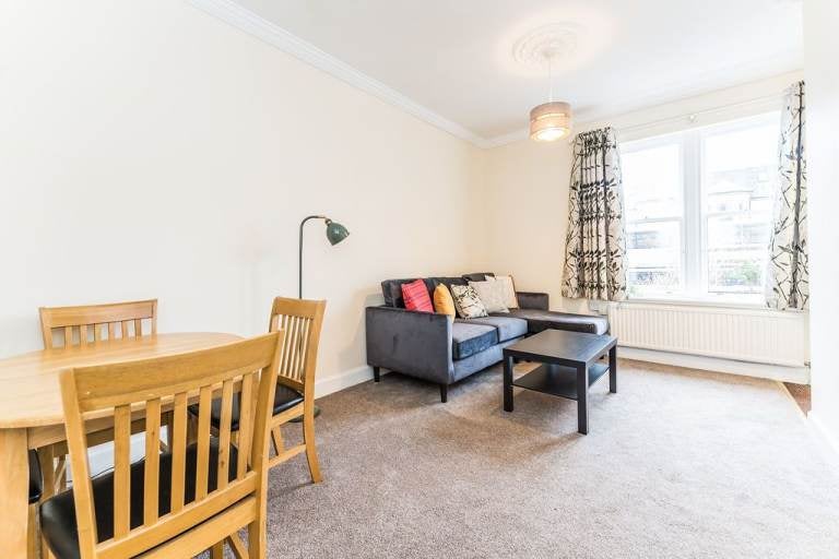 Flat Mayfield Gardens in City of Edinburgh