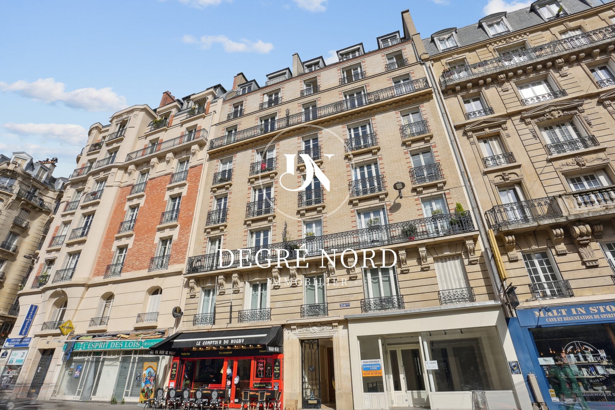 Flat Rue de Vaugirard in Paris