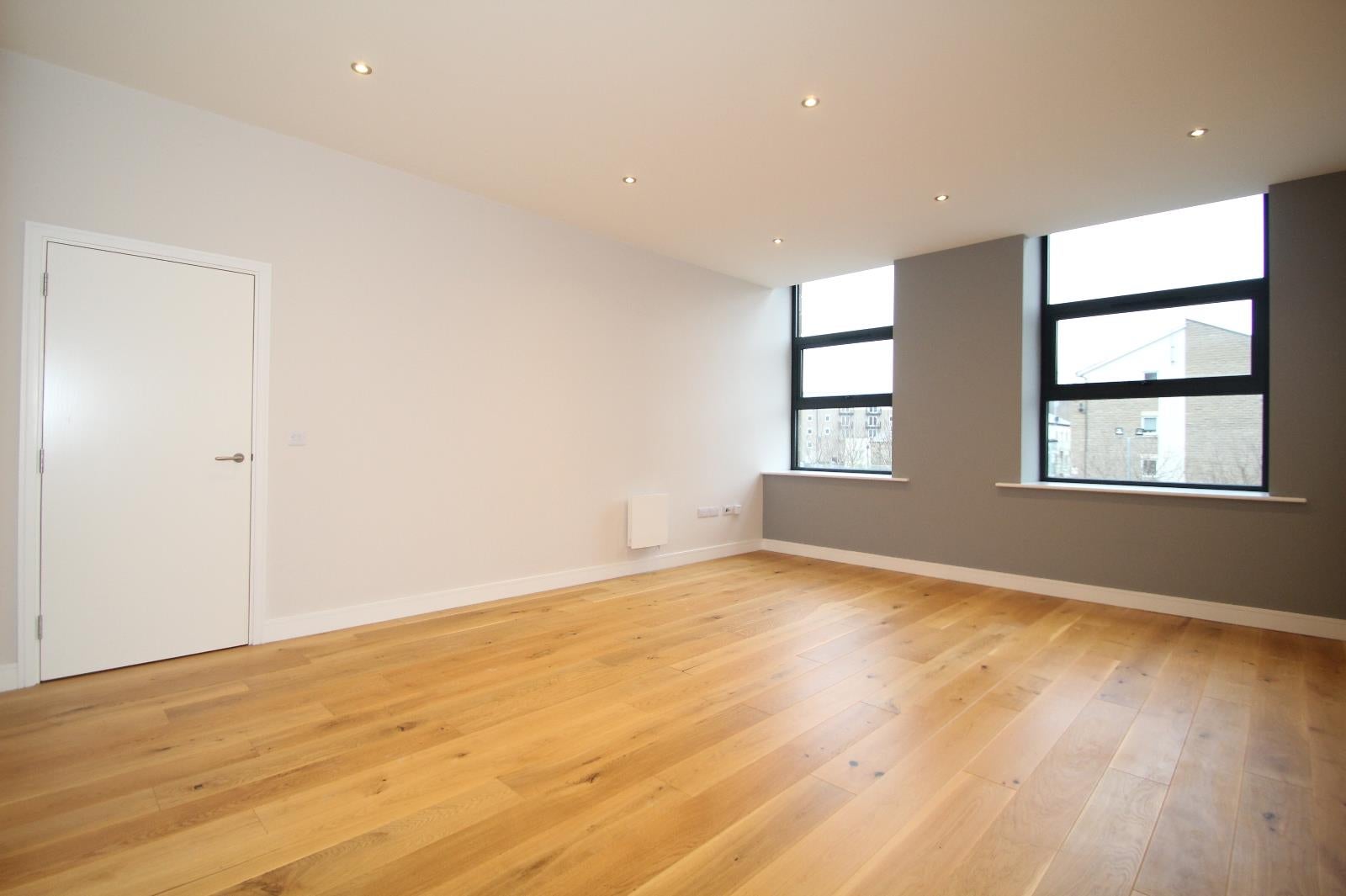 Flat Cornmill View in Leeds