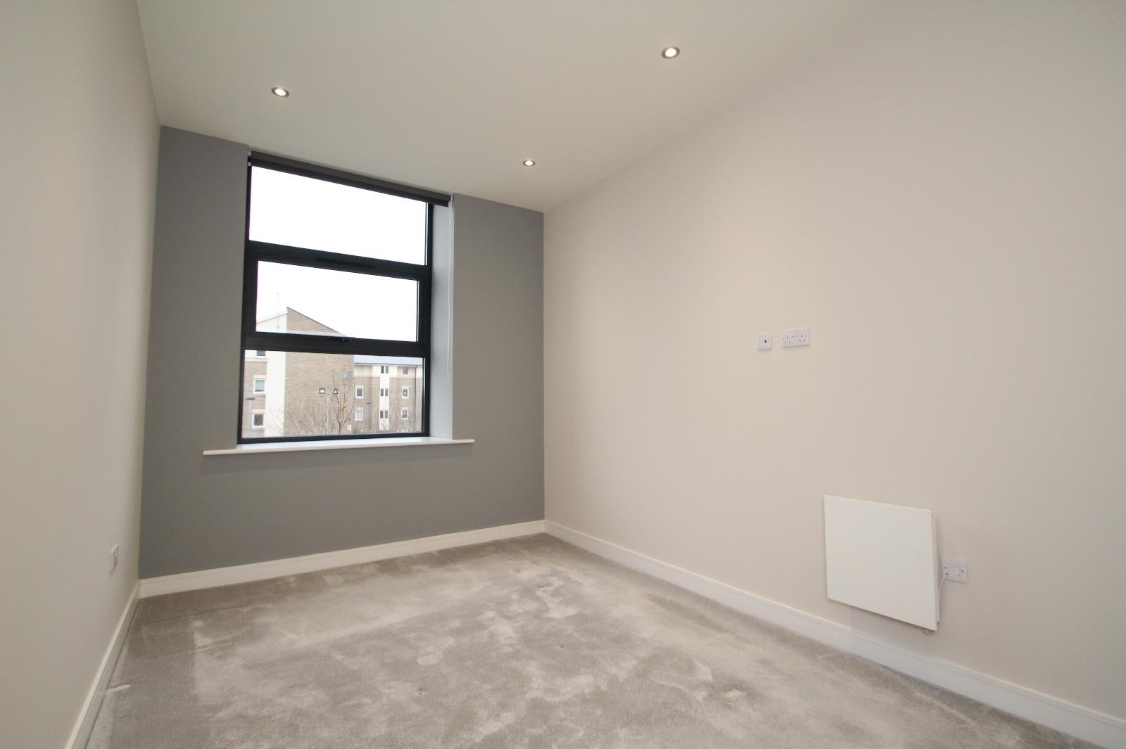 Flat Cornmill View in Leeds