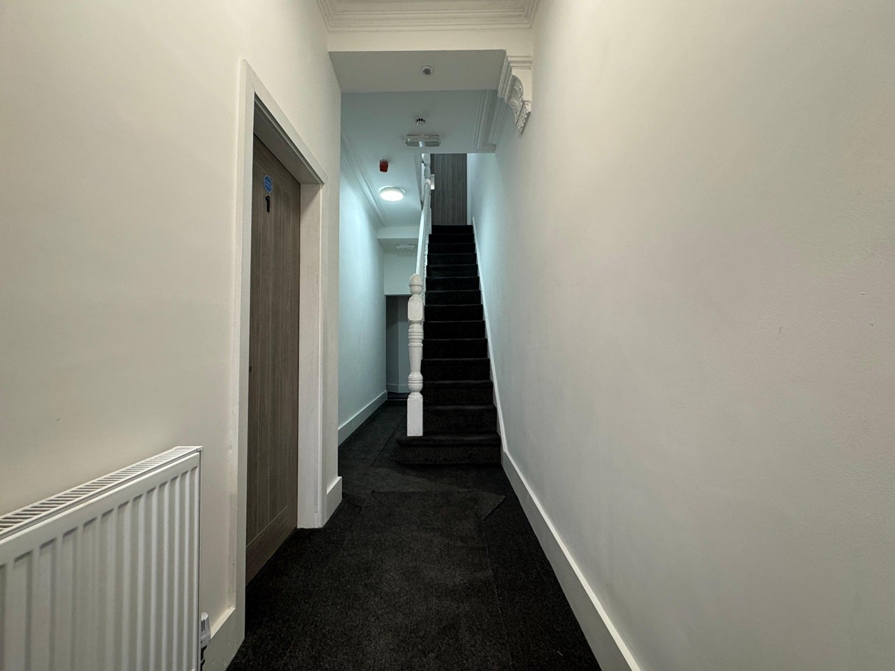 Room Manchester Road in Tameside