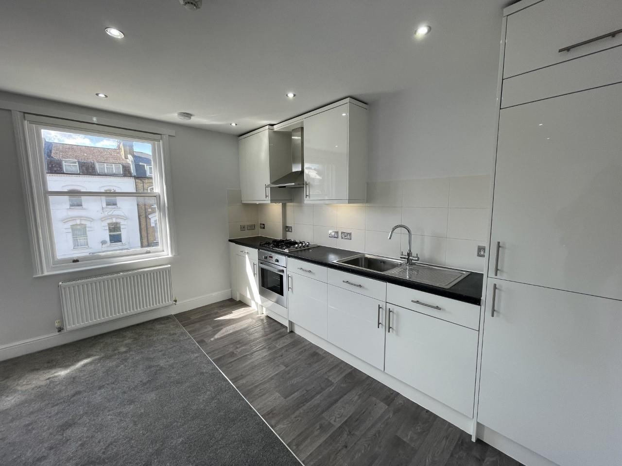 Flat Fortess Road in Greater London