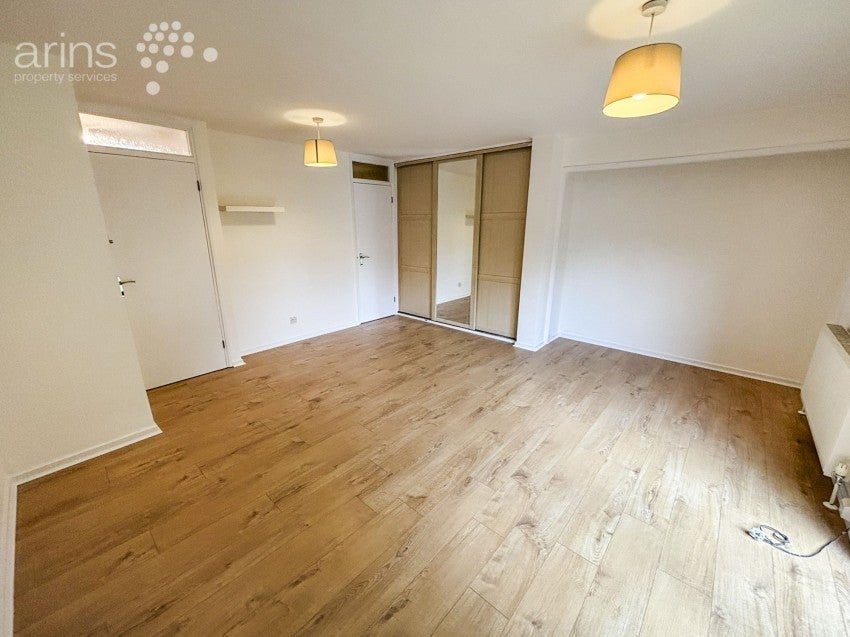 Flat Maiden Place in Earley