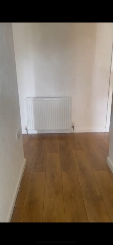 Room Ferry Road in City of Edinburgh