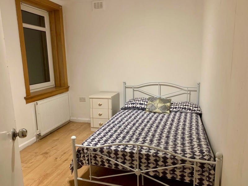 Room Ferry Road in City of Edinburgh