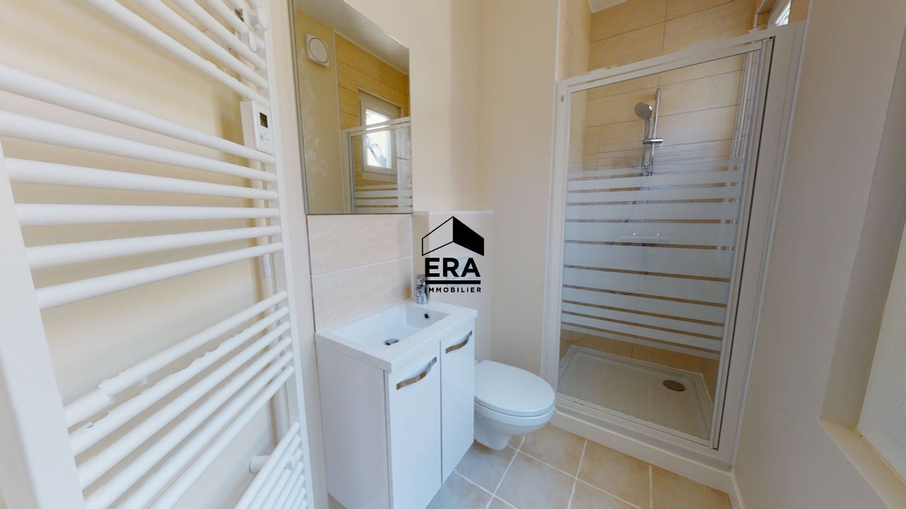 Room Rue Saint-Trohé in Nevers