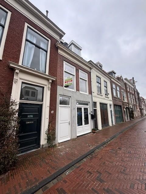 Appartement Oude Rijn 76 in Leiden