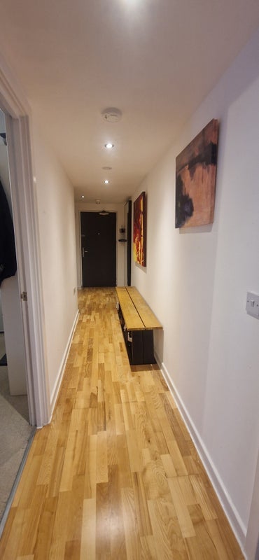 Room Canterbury Road in Greater London