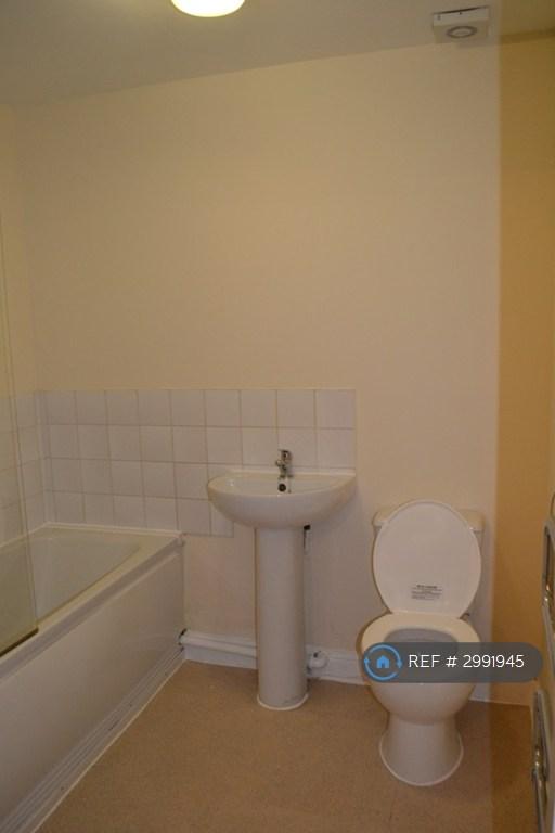 Flat Owen Road in Willenhall