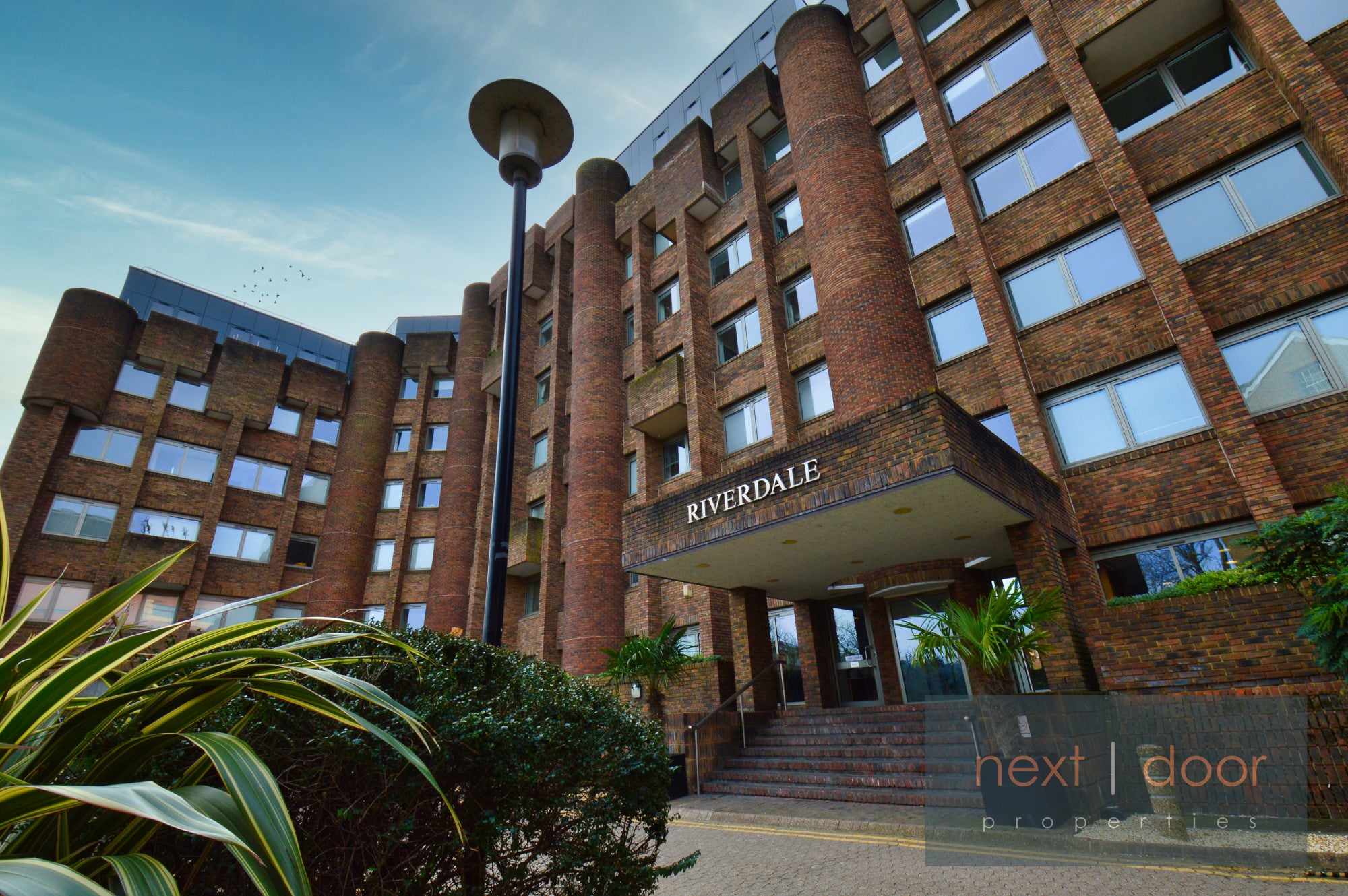 Flat Molesworth Street in Greater London