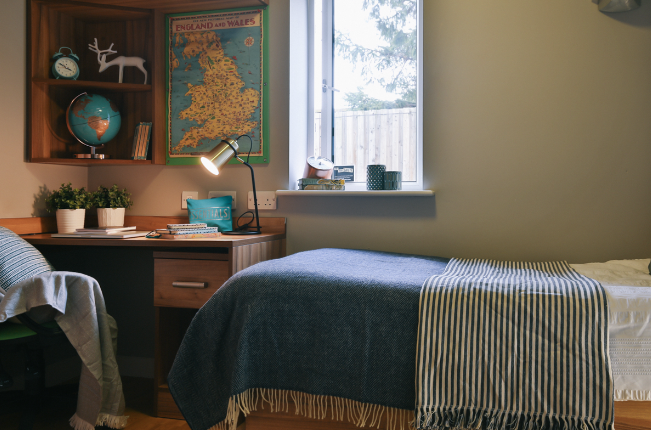 Room Lemsford Road in Welwyn Hatfield