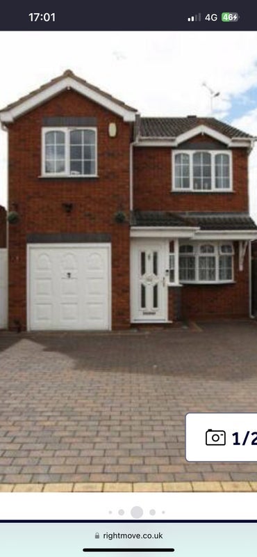 Room Cressett Lane in Brierley Hill