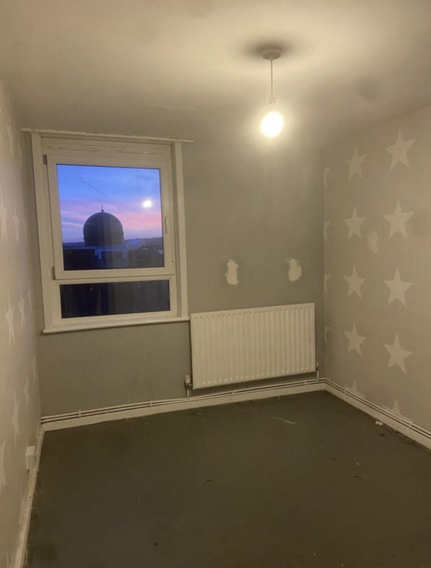 Room Polthorne Grove in Greater London