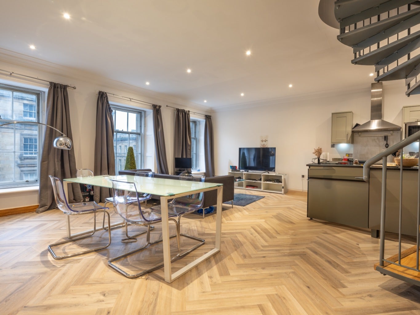 Flat Grainger Street in Newcastle upon Tyne