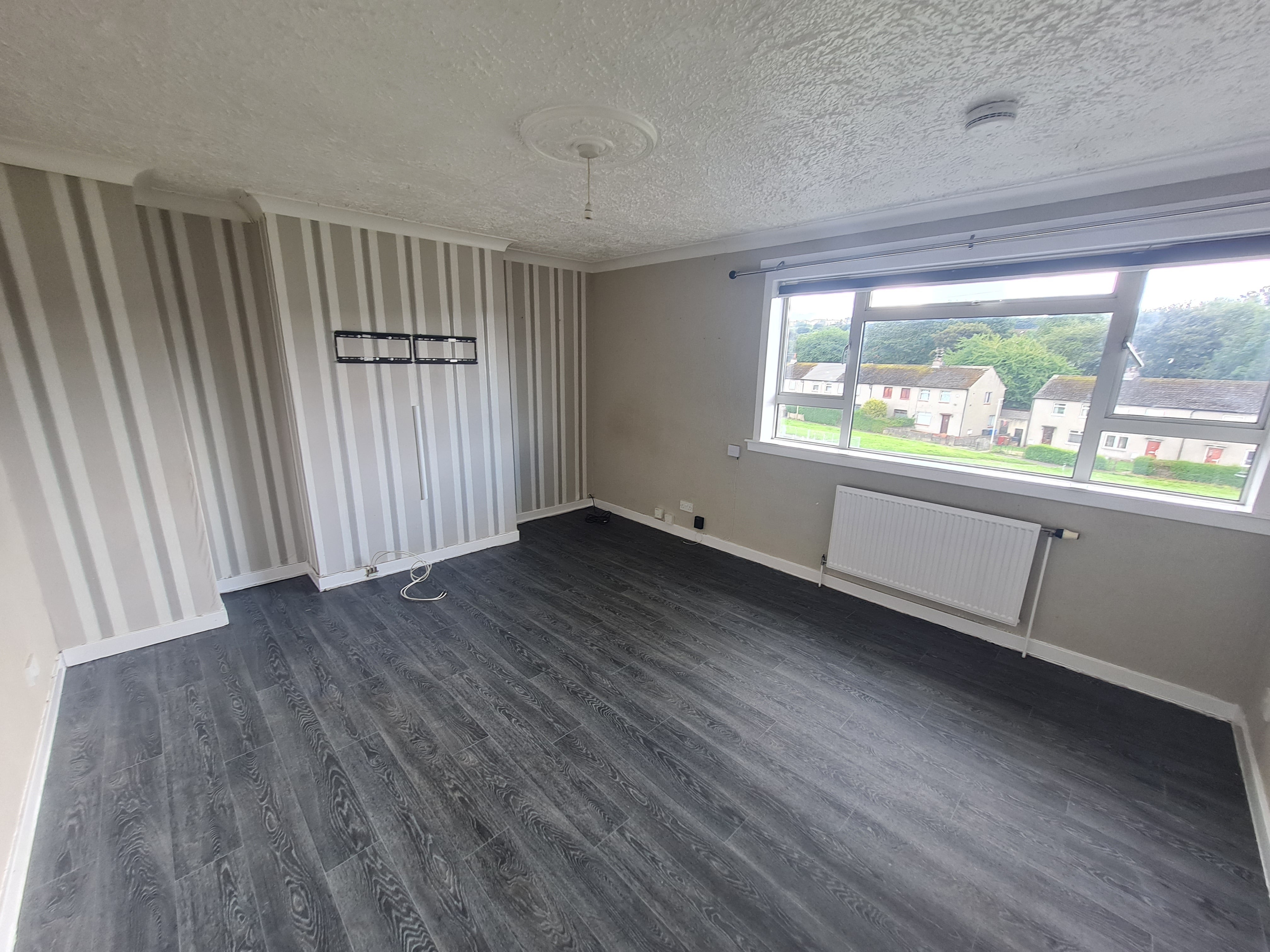 Flat Balgarthno Road in Dundee